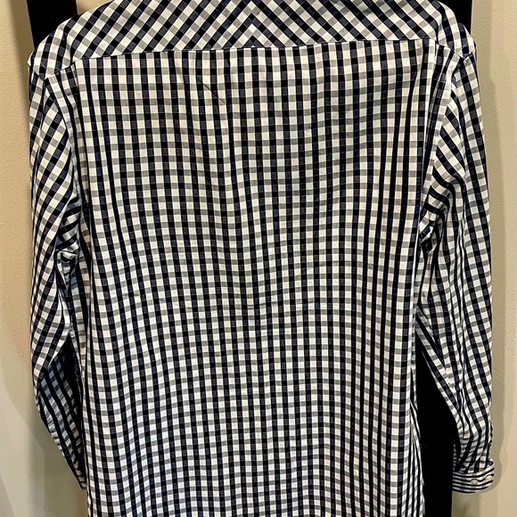 Like new Zara mens button down cotton shirt. - Picture 4 of 4